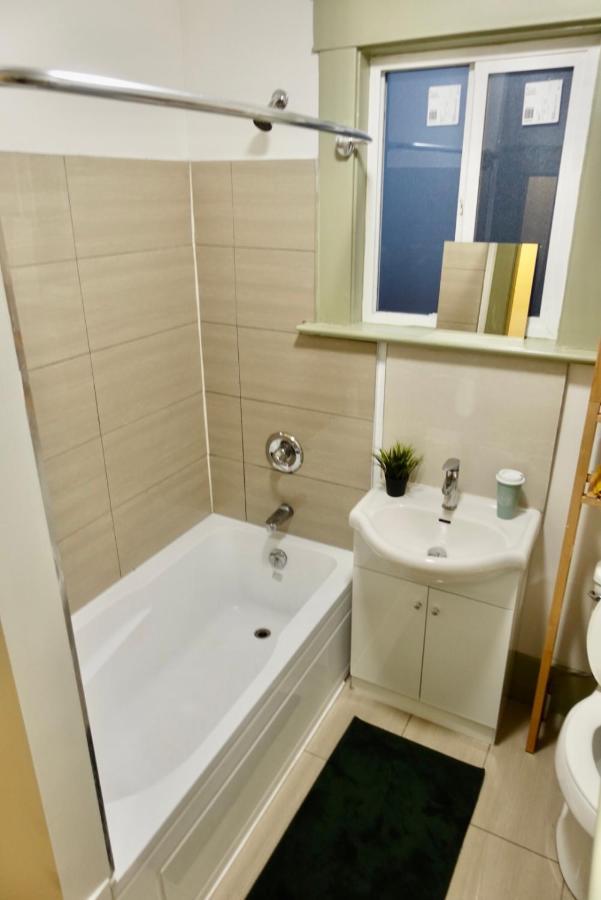 Private Room In A Shared House Vancouver Luaran gambar
